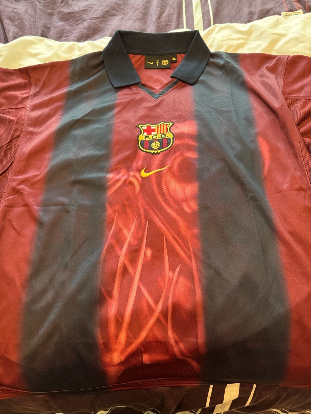 Nike FC Barcelona Red and Navy Polo Shirt - XL - Picture 4 of 5